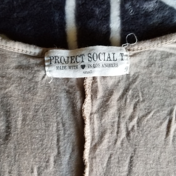 Project Social maude/grey tunic top - Picture 2 of 2
